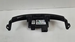 Fiat 500X Connettore plug in AUX 735589992