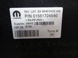 Alfa Romeo Tonale Garniture latéral de hayon / coffre 01561724540