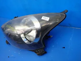 Toyota Aygo AB10 Lampa przednia 81150-0H020