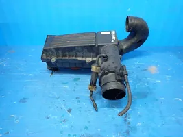 Volkswagen PASSAT B6 Scatola del filtro dell’aria 3C0129601