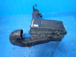 Volkswagen PASSAT B6 Scatola del filtro dell’aria 3C0129601