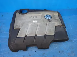 Volkswagen Golf V Крышка двигателя (отделка) 03L103925