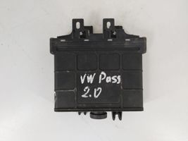 Volkswagen PASSAT B3 Vaihdelaatikon ohjainlaite/moduuli 