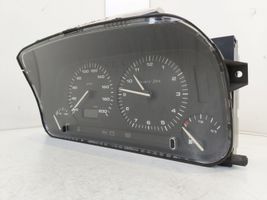 Volkswagen Golf III Tachimetro (quadro strumenti) 87001359