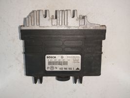 Volkswagen Golf III Motorsteuergerät/-modul 0261203304305