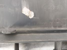 Ford Mondeo MK IV Etupuskurin alempi jäähdytinsäleikkö 7S7117B968