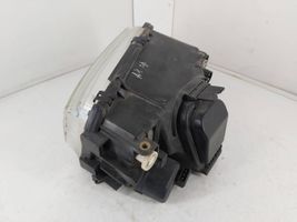 Audi A4 S4 B5 8D Phare frontale 8D0941003A