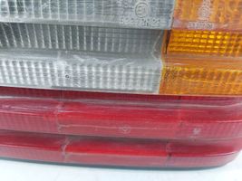 Mercedes-Benz E W124 Lampa tylna 53373R23