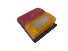 Audi 100 S4 C4 Lampy tylnej klapy bagażnika 443945225