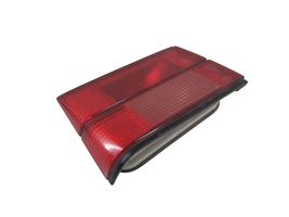 BMW 5 E34 Lampy tylnej klapy bagażnika 1384011L