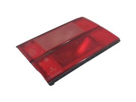 BMW 5 E34 Lampy tylnej klapy bagażnika 1384011L