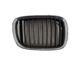 BMW 3 E36 Grille de calandre avant 8159312