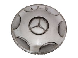 Mercedes-Benz C W202 Mozzo/copricerchi/borchia della ruota R15 2024010024