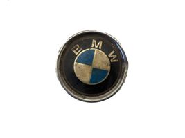 BMW 5 E28 Borchia ruota originale 