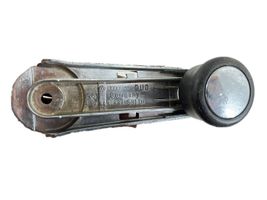 Audi 80 90 B3 Priekinio lango atidarymo rankenėlė 443837581