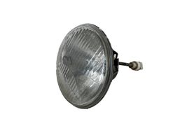 BMW 5 E28 Lampa przednia 311110480