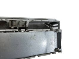 Volkswagen Sharan Lampka podsufitki tylna 357947105