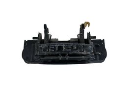 Audi A4 S4 B6 8E 8H Klamka zewnętrzna drzwi przednich 4B0839885