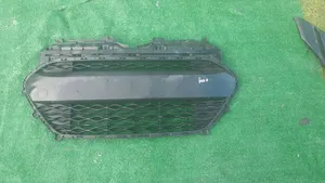 Hyundai i10 Garniture de radiateur 86569-B9000