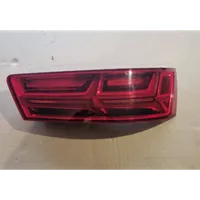 Audi Q7 4M Tailgate rear/tail lights 4M0945094E