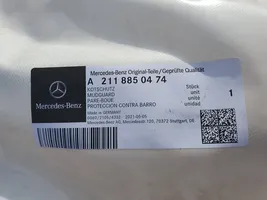 Mercedes-Benz E W211 Apdailinė galinio bamperio juosta A2118850474