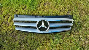 Mercedes-Benz Vito Viano W639 Priekšējais režģis A6398800083