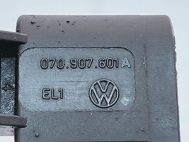 Volkswagen Touareg I Alkūninio veleno apsukų daviklis 