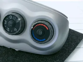 Toyota Yaris Panel klimatyzacji 