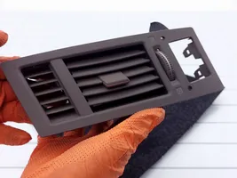 Infiniti FX Dashboard side air vent grill/cover trim AGO1E8225161100