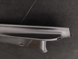 Volkswagen Golf III Rivestimento inferiore laterale del sedile posteriore 
