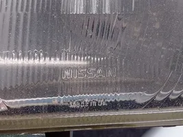 Nissan Primera Lampa przednia 