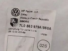 Volkswagen Touareg I Rivestimento del pannello della portiera anteriore 7L6867012BG