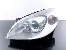 Mercedes-Benz B W245 Lampa przednia 0301220201