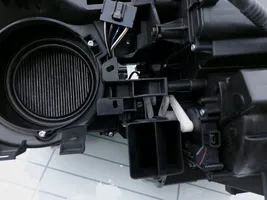 Toyota Avensis T250 Montaje de la caja de climatización interior 