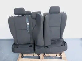 Toyota Avensis T250 Seat set 