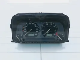 Volkswagen Golf III Speedometer (instrument cluster) 354001002