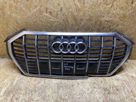 Audi Q3 8U Maskownica / Grill / Atrapa górna chłodnicy 