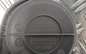 Toyota Verso Kita salono detalė 669910F020