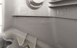 Toyota Avensis T270 Galinio šoninio stiklo apdaila 6247205140