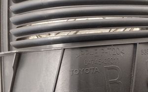 Toyota Corolla Verso AR10 Kita salono detalė 647450F011