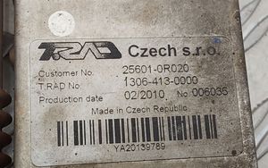 Toyota Avensis T270 Refroidisseur de vanne EGR 256010R020