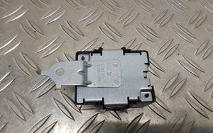 Toyota Auris E180 Oven ohjainlaite/moduuli 8974102210