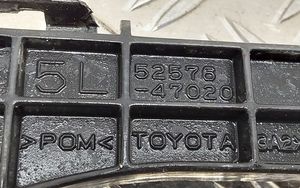 Toyota Prius (XW30) Takapuskurin kannake 5257647020