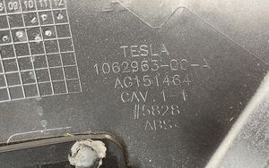 Tesla Model X Moldura del asiento 106296300A