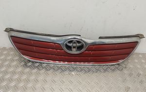 Toyota Corolla E120 E130 Maskownica / Grill / Atrapa górna chłodnicy 5311402060