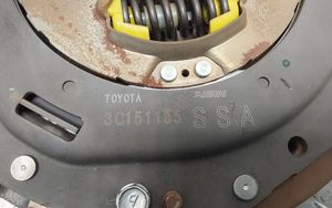 Toyota Yaris Kit d'embrayage 3C151185