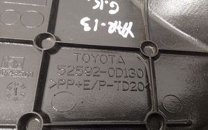 Toyota Yaris Nadkole tylne 525920D130