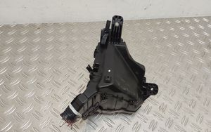 Toyota Yaris Boîte à fusibles 821150UE50C