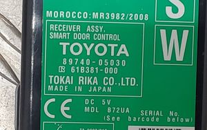 Toyota Avensis T270 Oven ohjainlaite/moduuli 8974005030