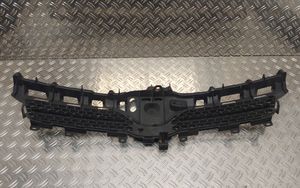 Toyota Corolla Verso AR10 Grille calandre supérieure de pare-chocs avant 531110F030